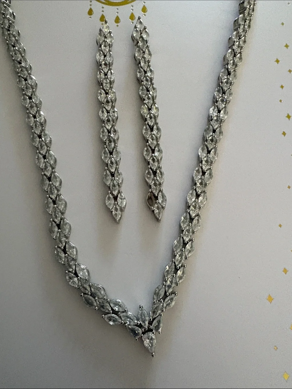 EYECANDY Silver Braided Necklace & Earrings Set